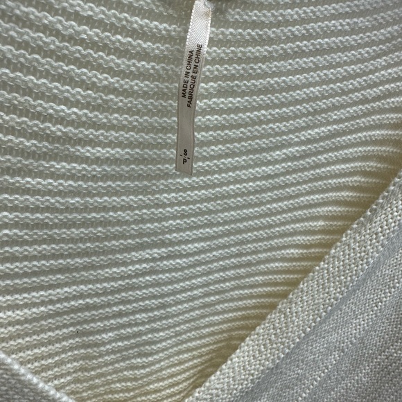 Free people white oversized sweater - Picture 4 of 4